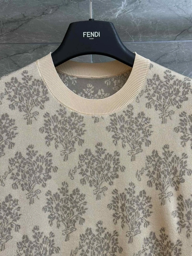 Upgraded Fendi T-Shirts 120423