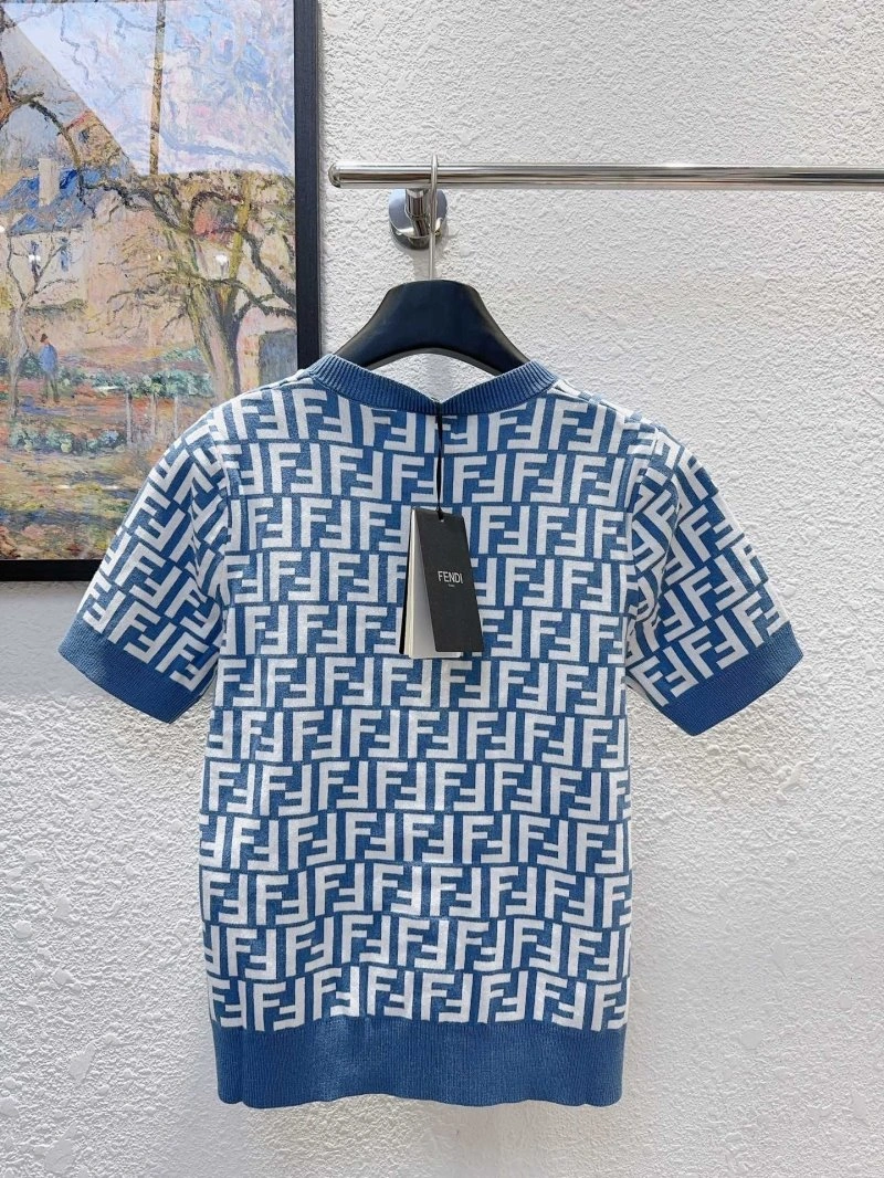Fendi T-Shirts Trendsetting 120422