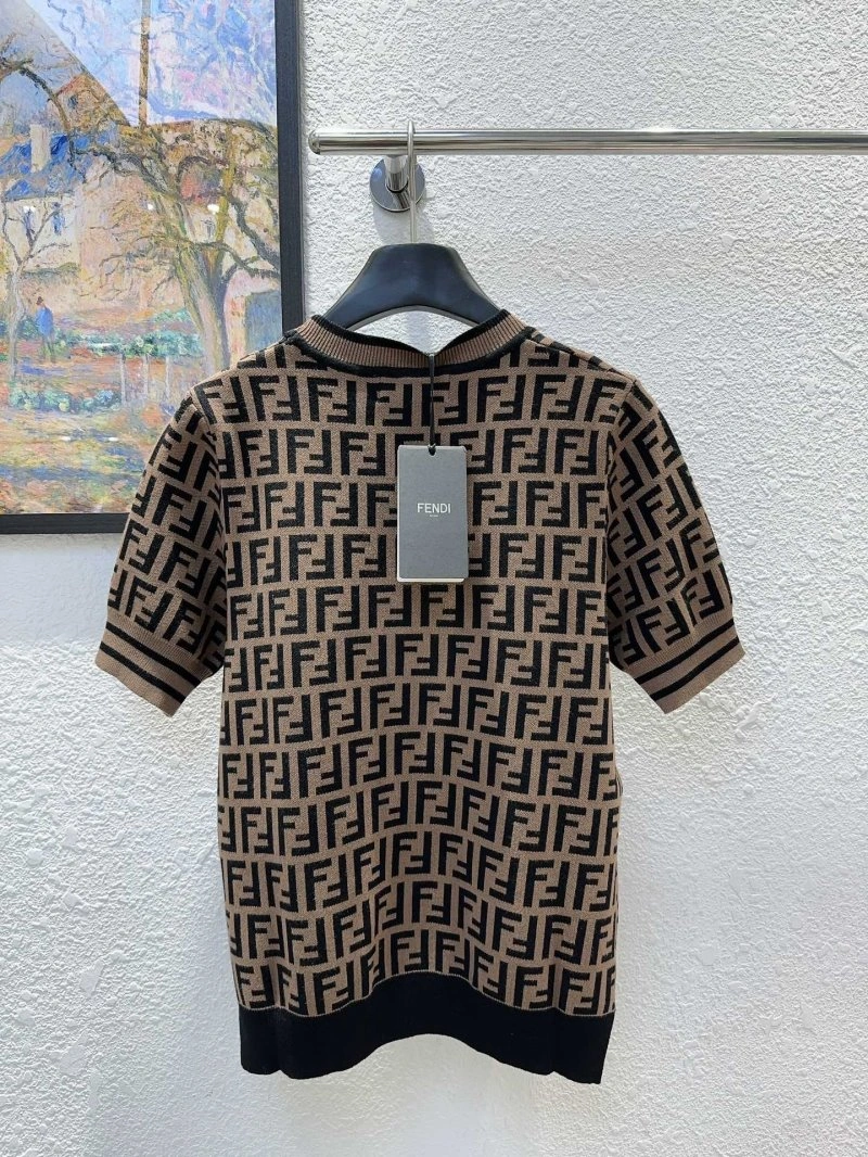 RelaxedFit Fendi T-Shirts 120402