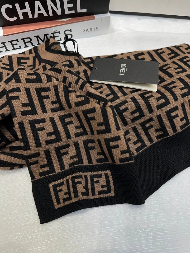 RelaxedFit Fendi T-Shirts 120402