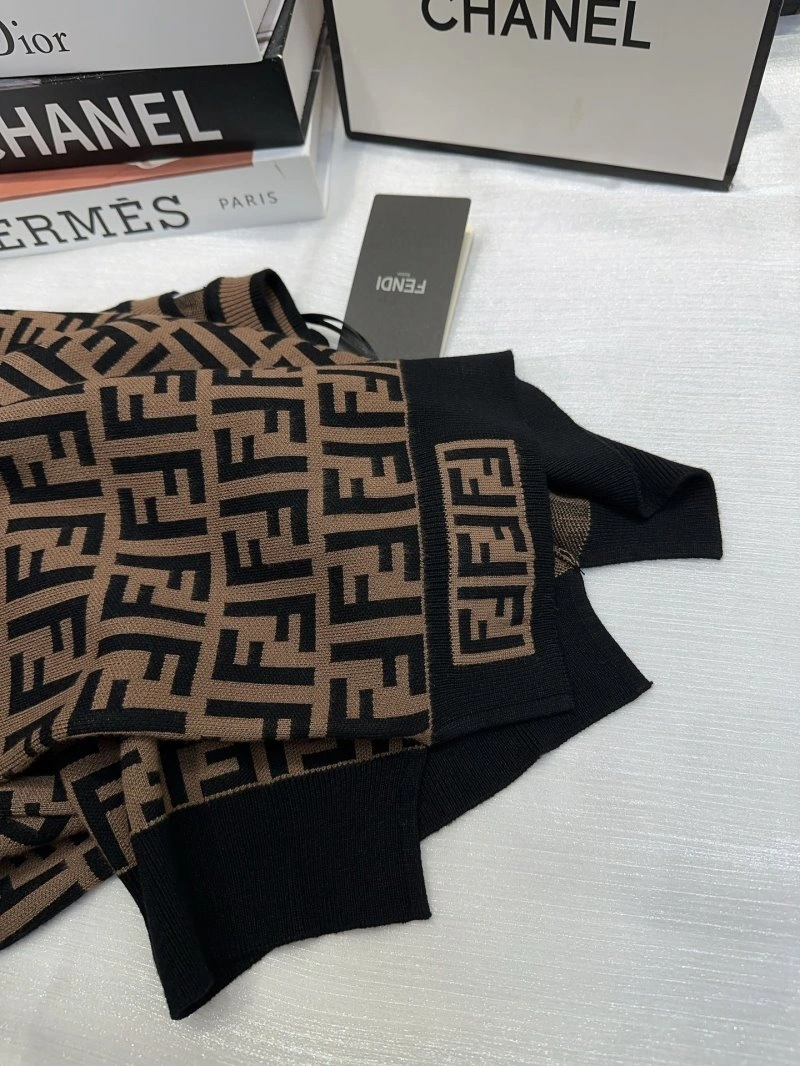 RelaxedFit Fendi T-Shirts 120402