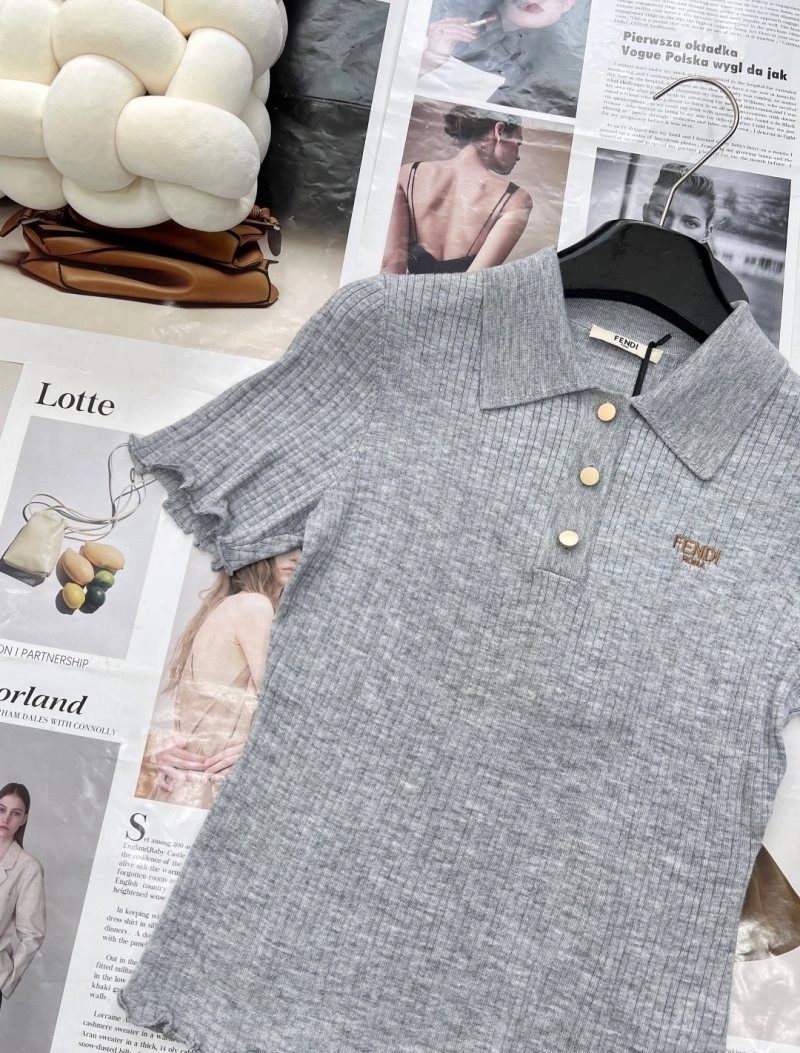 Fendi T-Shirts Sleek 120397