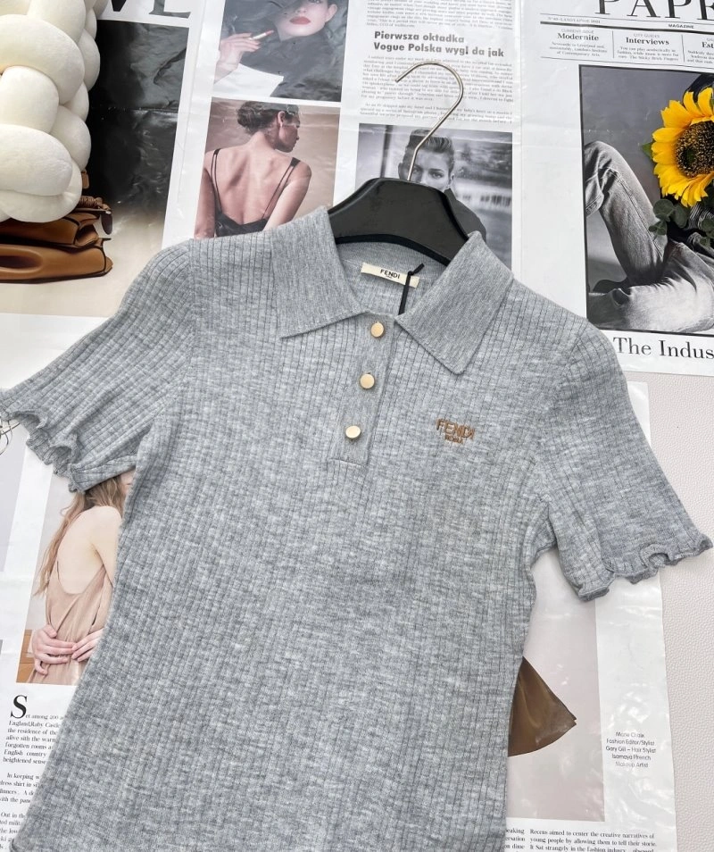 Fendi T-Shirts Sleek 120397