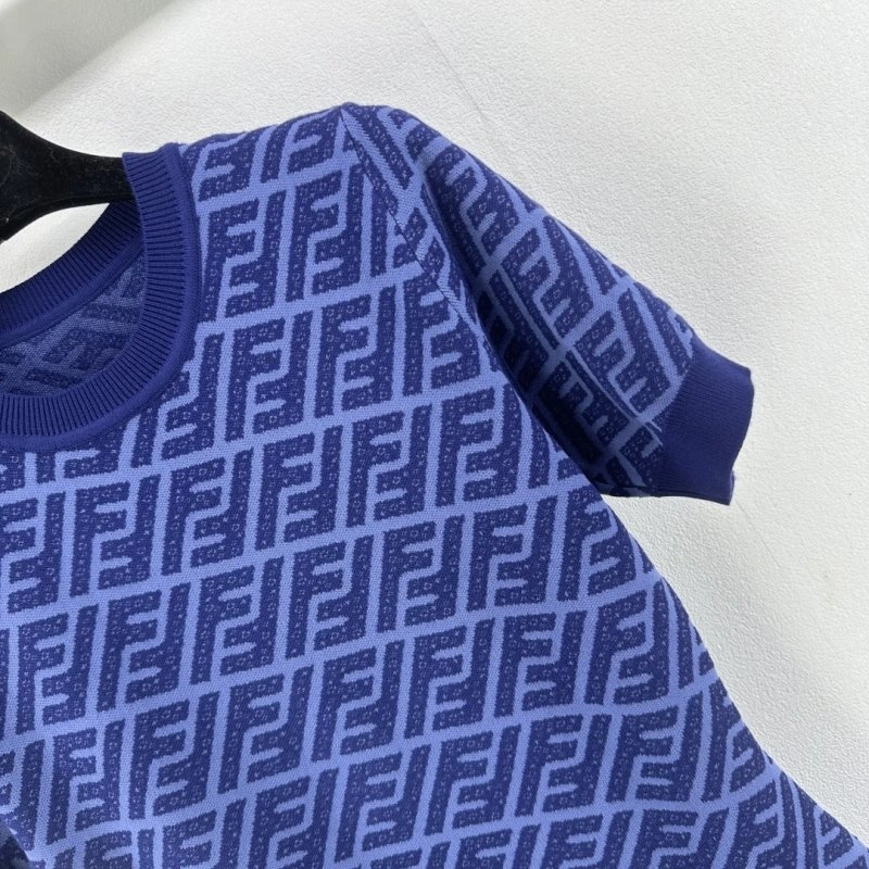 Fendi T-Shirts Sustainable 120400