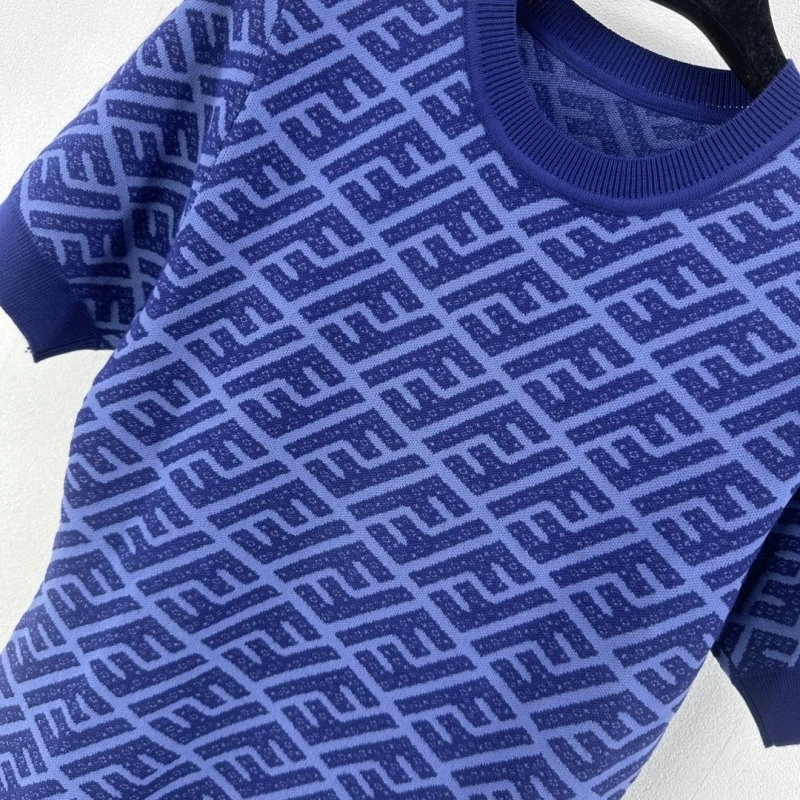 Fendi T-Shirts Sustainable 120400
