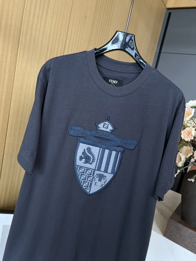 ComfortFit Fendi T-Shirts 120407