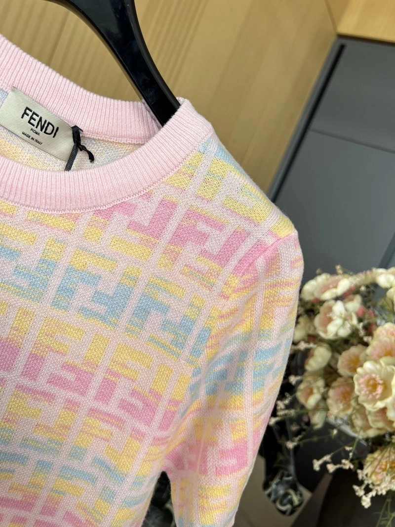 Durable Fendi T-Shirts 120395