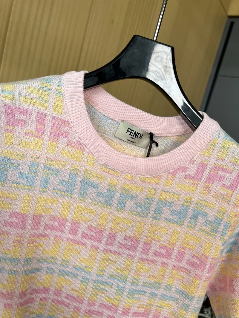 Durable Fendi T-Shirts 120395