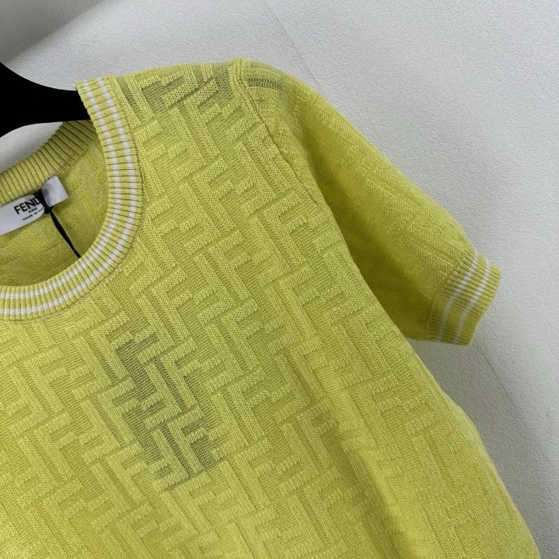 Fendi T-Shirts Youthful 120410