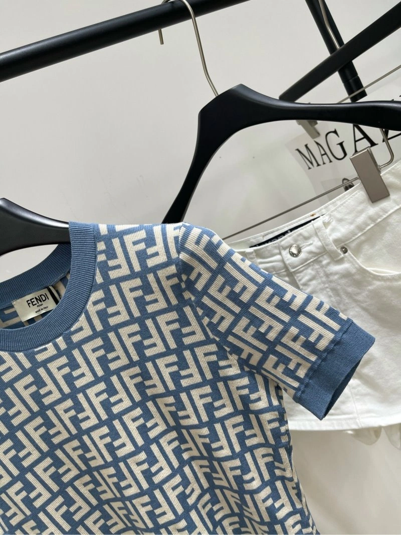 Fendi T-Shirts Lightweight 120387