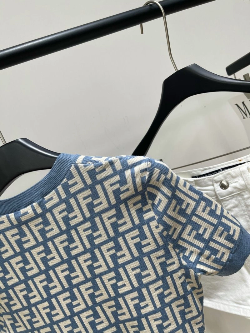 Fendi T-Shirts Lightweight 120387