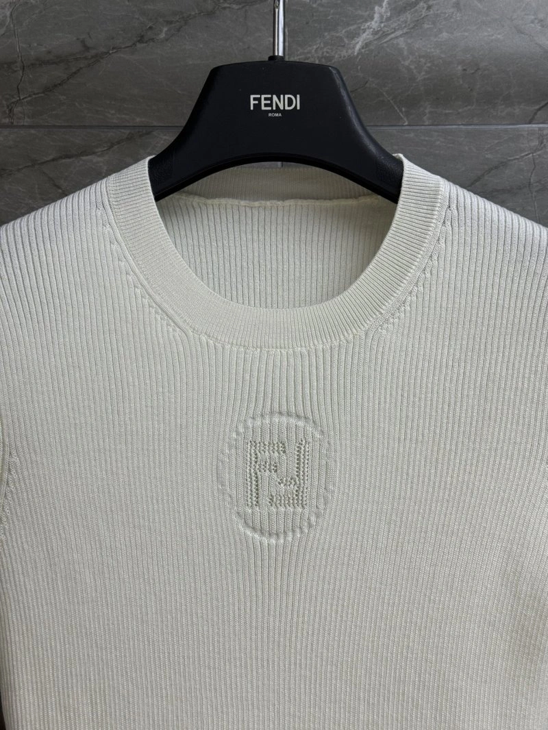 Fendi T-Shirts SmoothTexture 120389