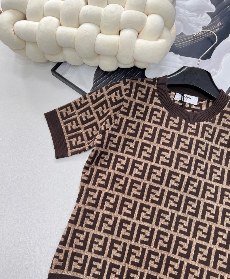 Bright Fendi T-Shirts 120384