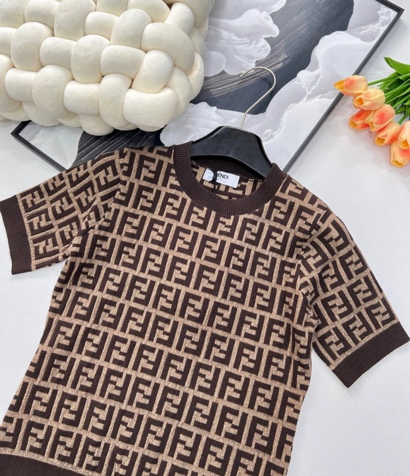 Bright Fendi T-Shirts 120384