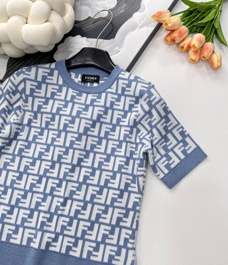 Fendi T-Shirts UrbanStyle 120383
