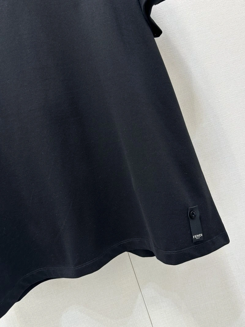 Sustainable Fendi T-Shirts 120381