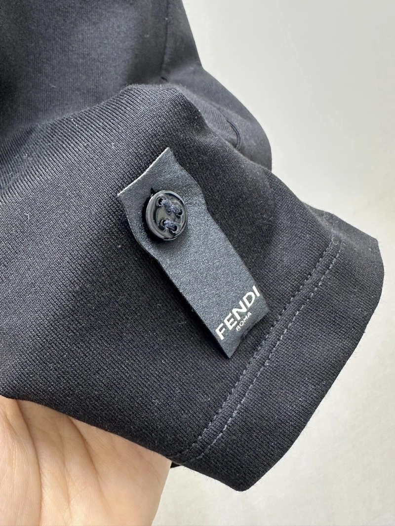Sustainable Fendi T-Shirts 120381