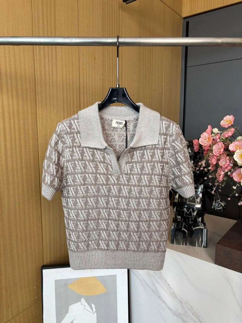 Fendi T-Shirts AllSeason 120368