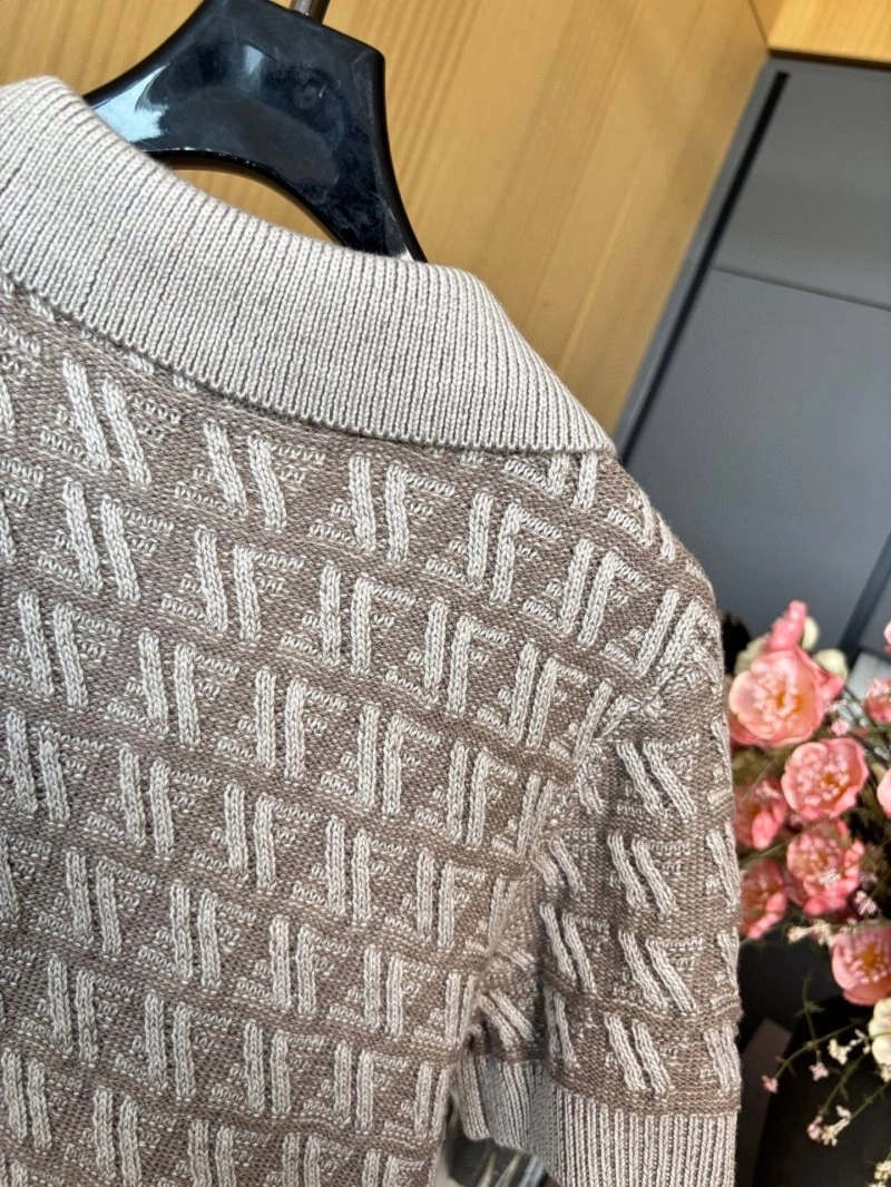 Fendi T-Shirts AllSeason 120368