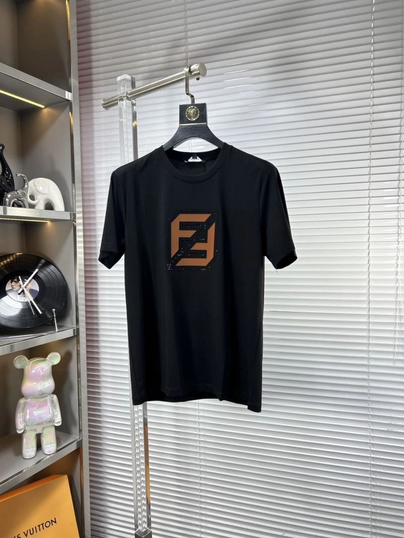 Fendi T-Shirts Breathable 122437