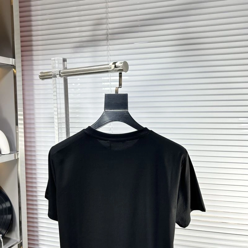 Fendi T-Shirts Breathable 122437