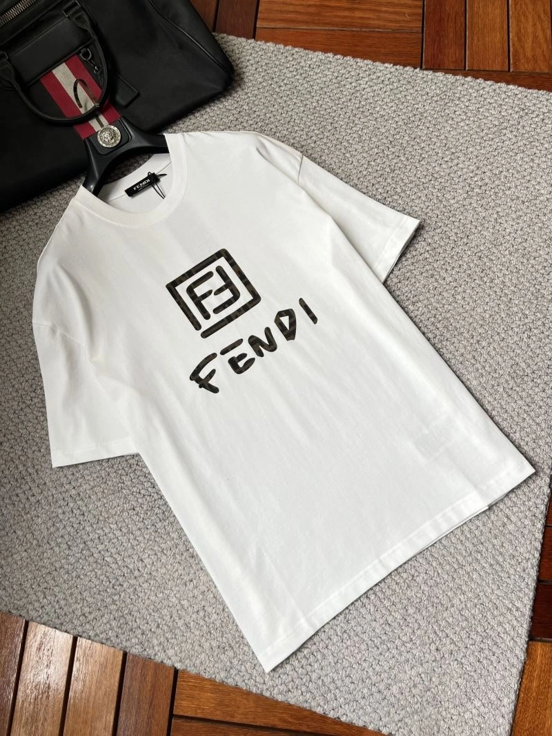 Fendi T-Shirts Versatile 122433