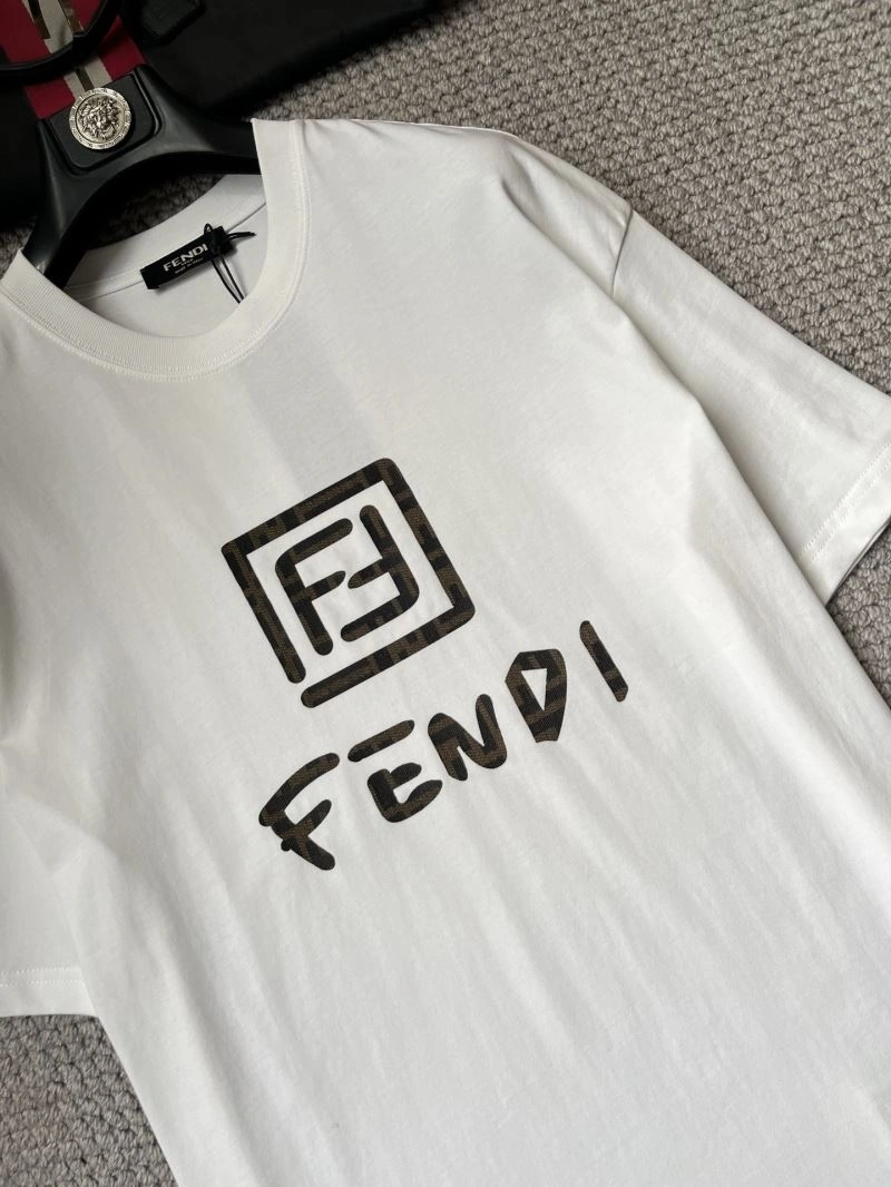 Fendi T-Shirts Versatile 122433