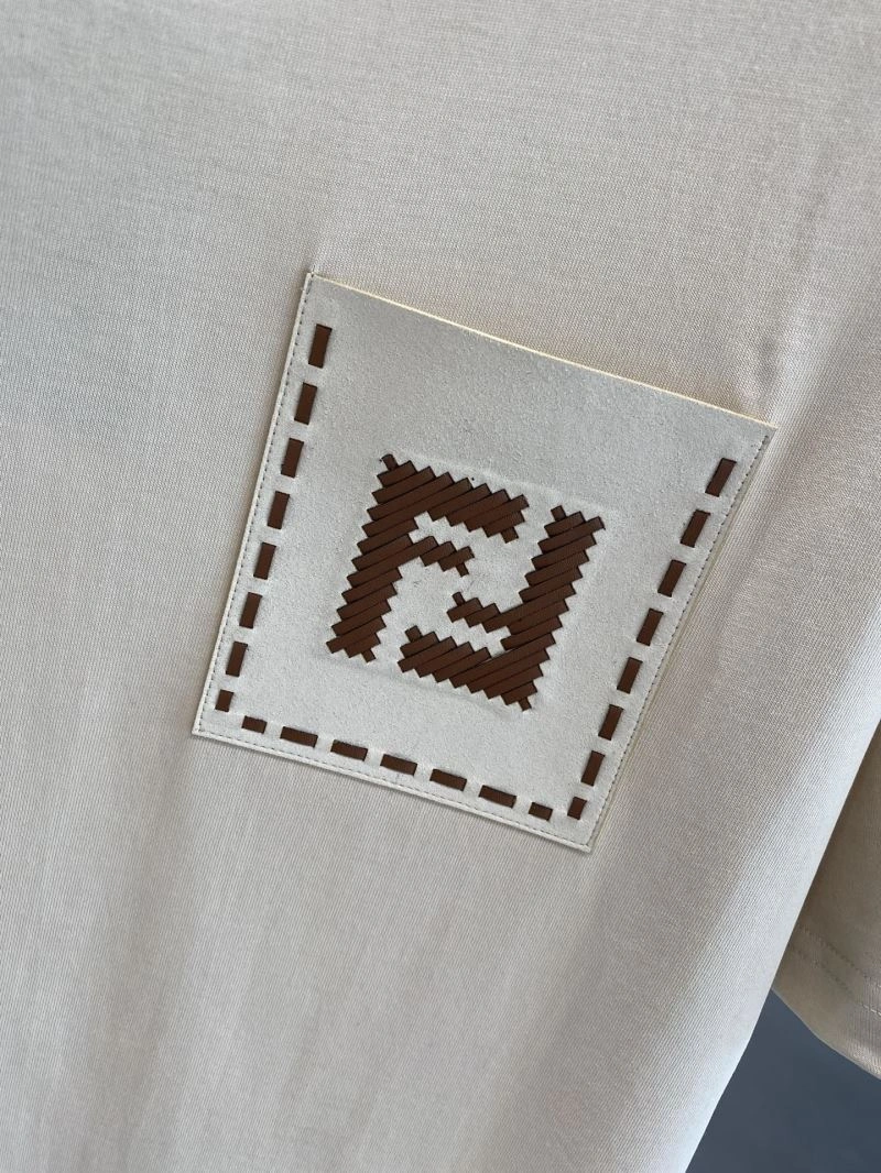 Fendi T-Shirts Youthful 122424
