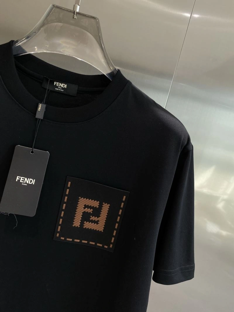 Fendi T-Shirts OnTrend 122423