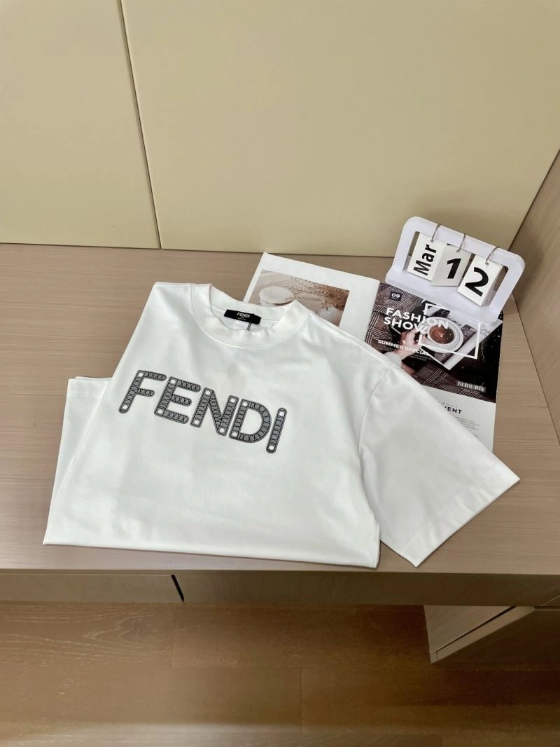 Fendi T-Shirts Compact 122418