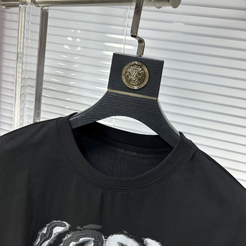 Fendi T-Shirts SmoothTexture 122388