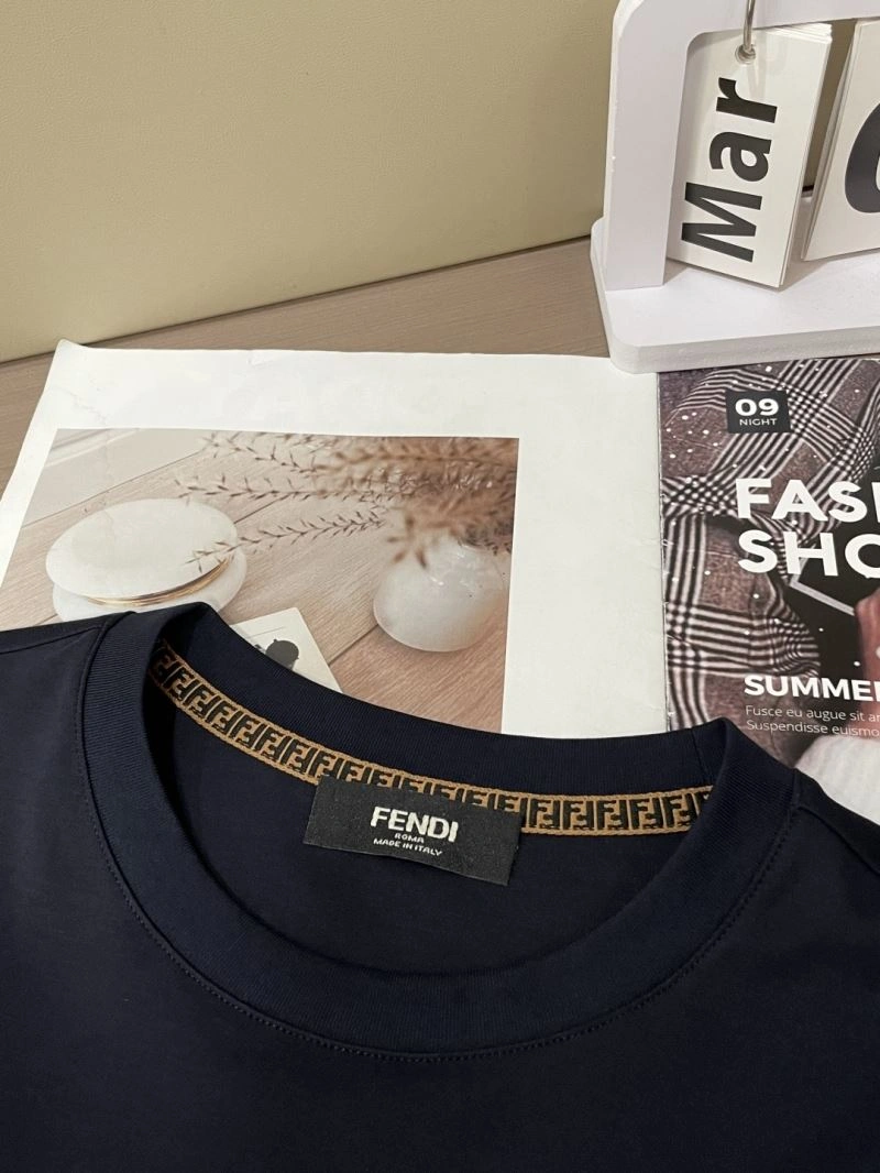 AllSeason Fendi T-Shirts 122399