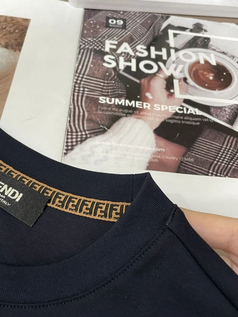 AllSeason Fendi T-Shirts 122399
