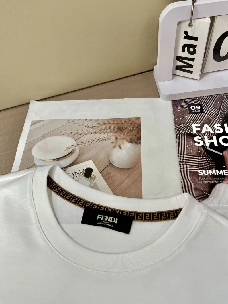 Attractive Fendi T-Shirts 122414