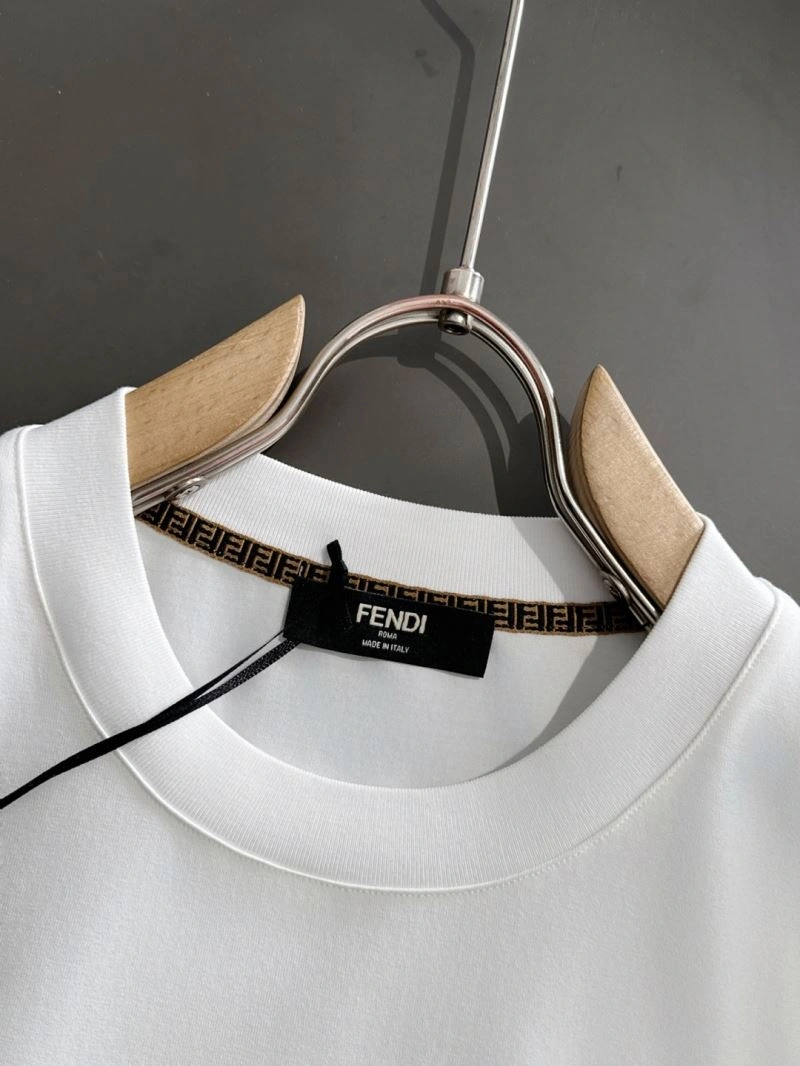 EyeCatching Fendi T-Shirts 122390