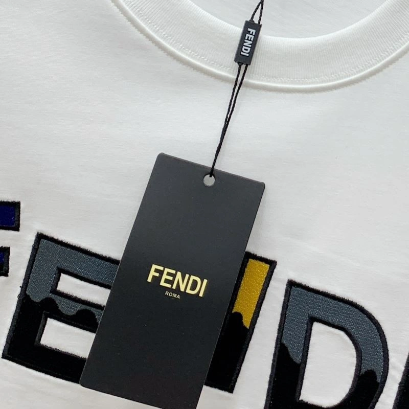 Casual Fendi T-Shirts 122403