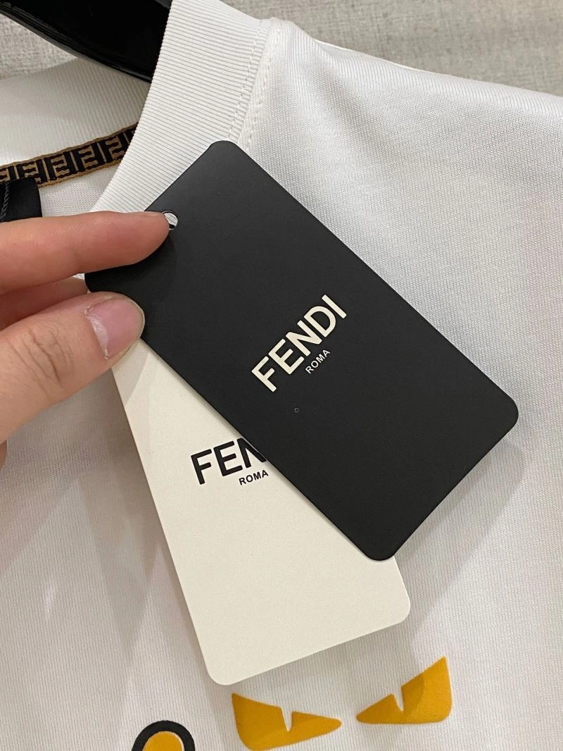 Fendi T-Shirts ComfortFit 122392