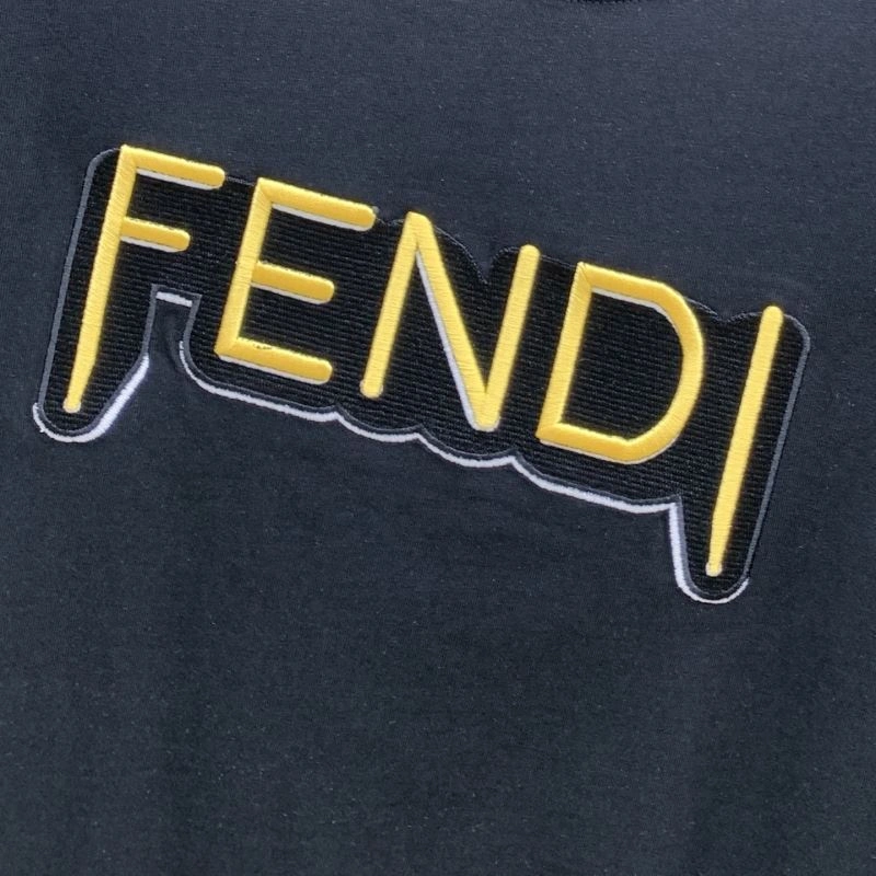 TravelReady Fendi T-Shirts 122395