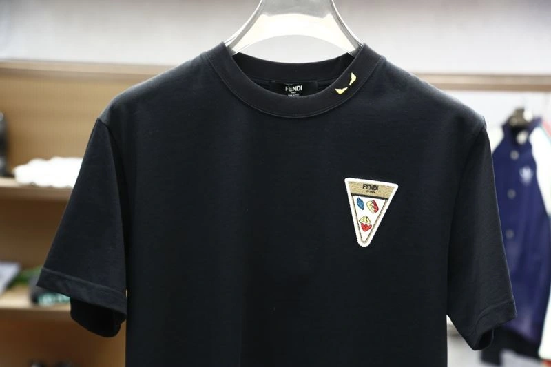 Reliable Fendi T-Shirts 122379