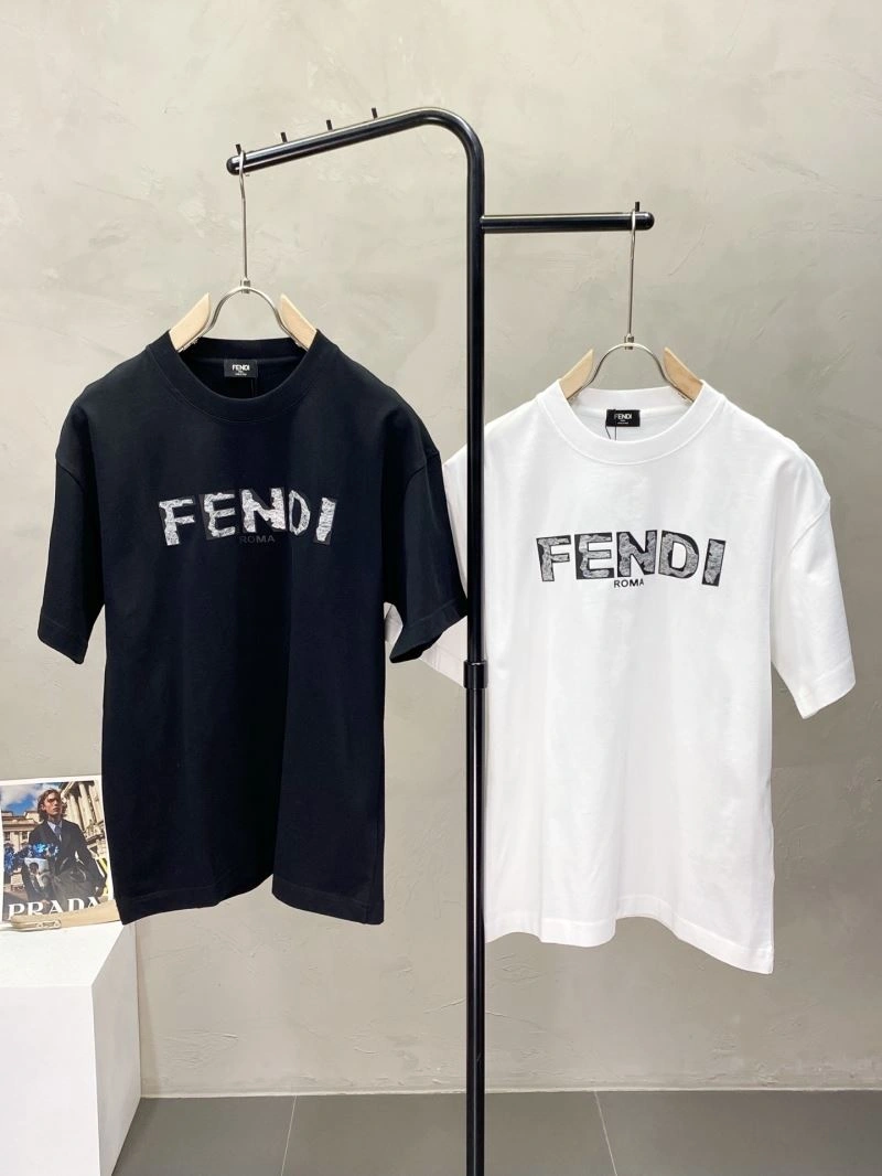 Fendi T-Shirts EasyMatch 122363