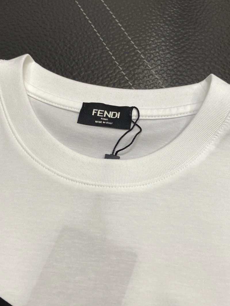 Trendsetting Fendi T-Shirts 122362