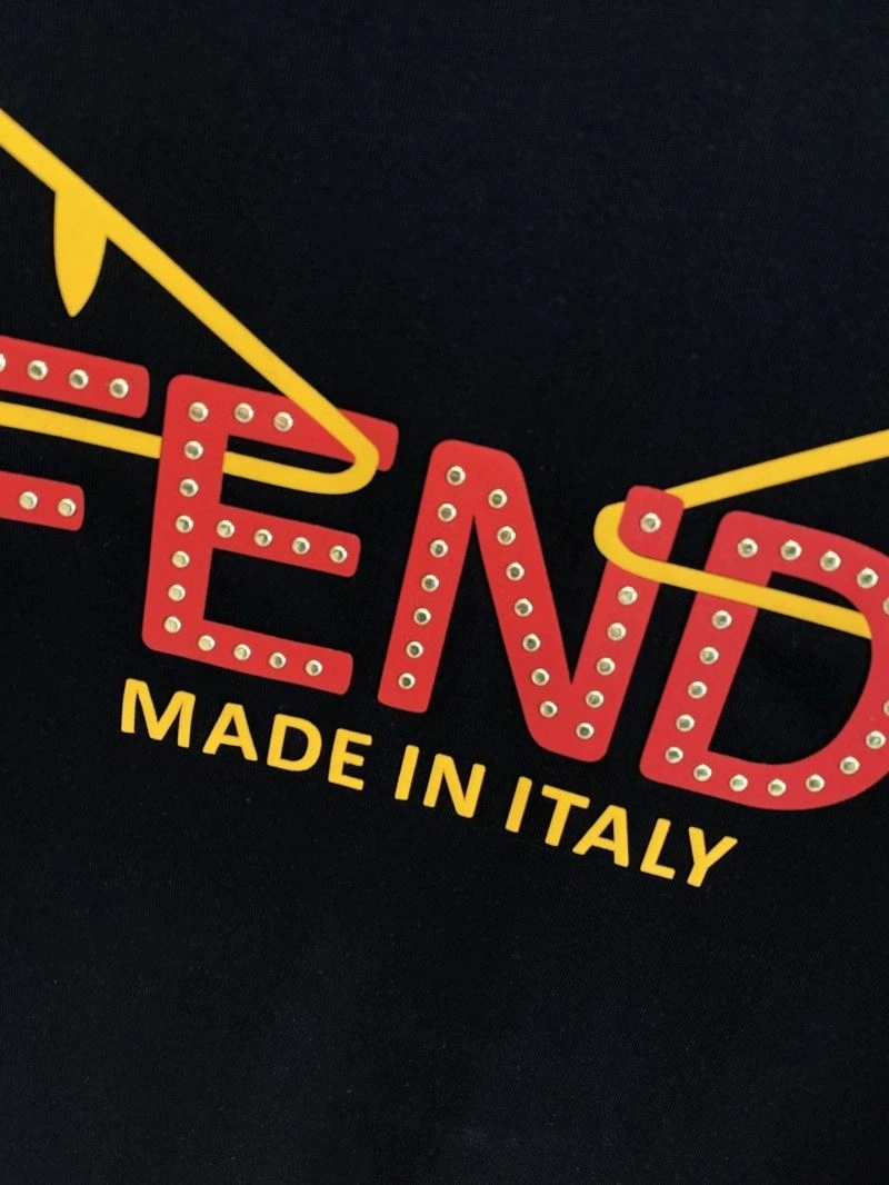 Lightweight Fendi T-Shirts 122373