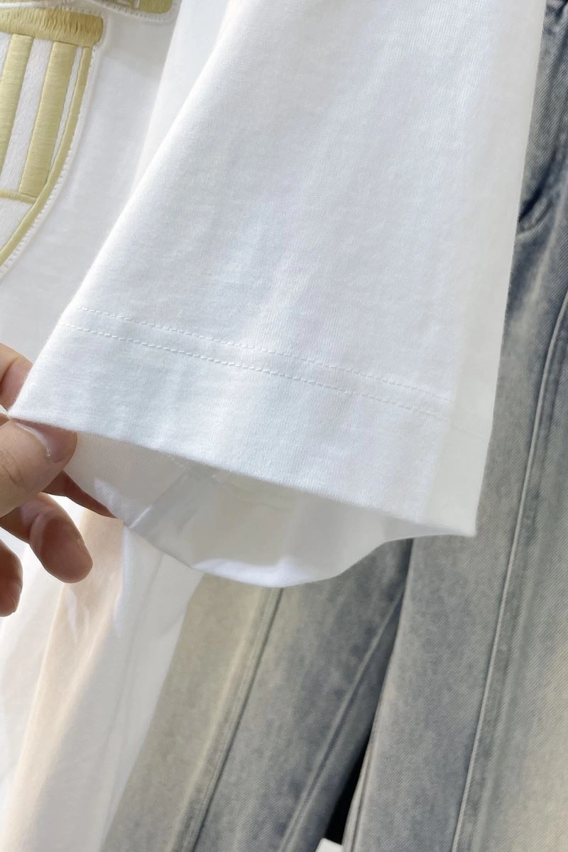 Fendi T-Shirts Durable 122370