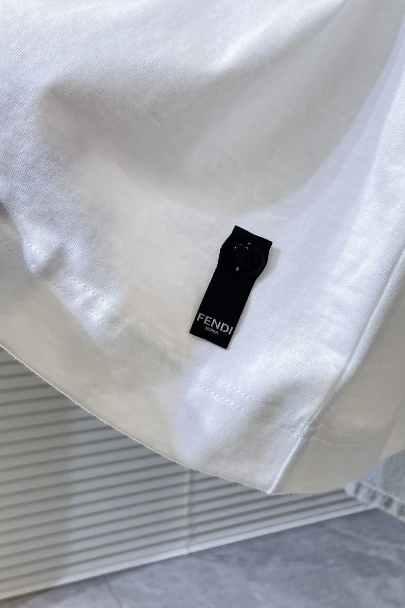 Fendi T-Shirts Durable 122370