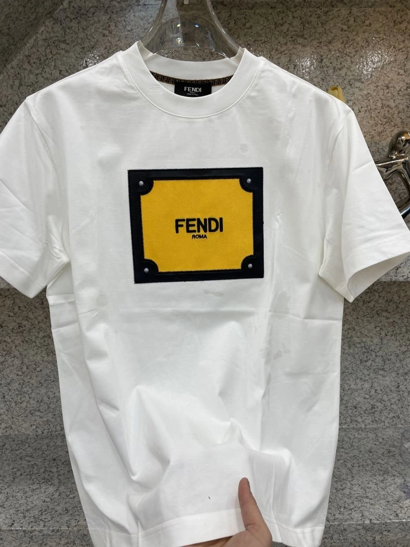 Affordable Fendi T-Shirts 122378