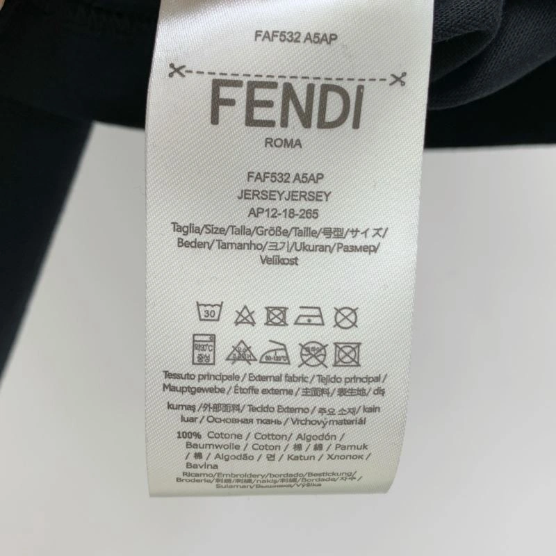 Fendi T-Shirts Effortless 122361