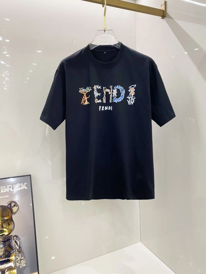 Fendi T-Shirts Cozy 122376