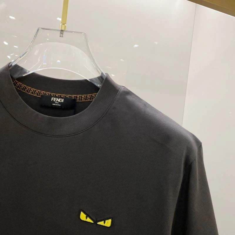Fendi T-Shirts Original 122346