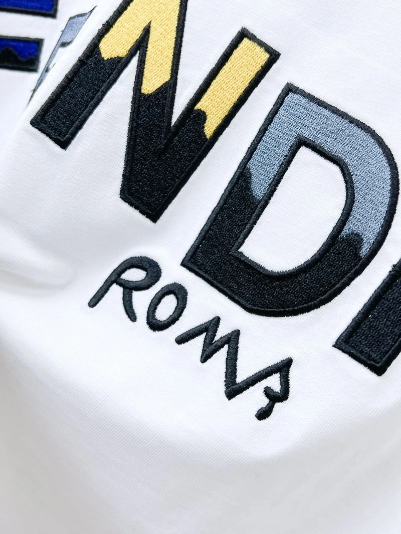 Original Fendi T-Shirts 122342