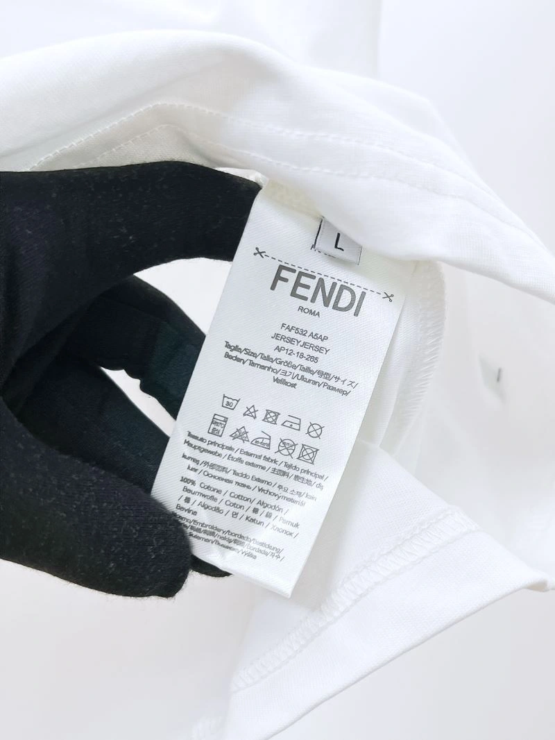 Original Fendi T-Shirts 122342